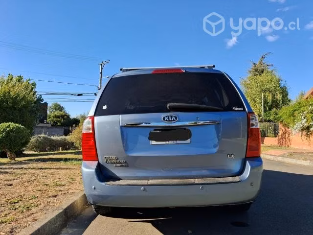 Kia motors grand carnival 2007