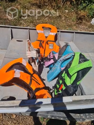 Bote motor fuera de borda marca saetta