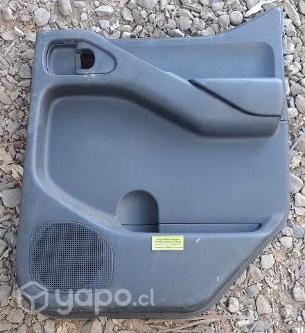 Tapiz Puerta Trasera Derecha (NNG221) Nissan Navar