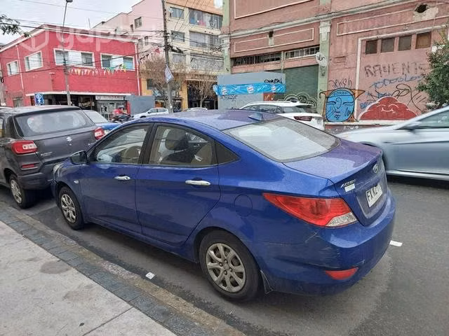 Hyundai Accent - Imagen 2