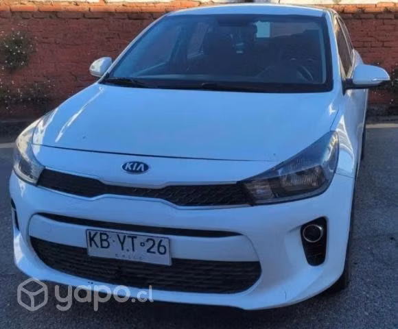 Vendo kia rio 4 2018 full Ac