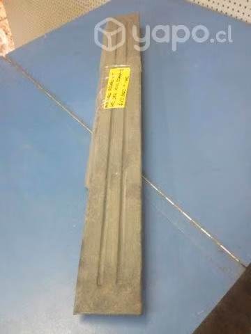 Cubre zocalo delantero derecho Kia Sorento 2003-09