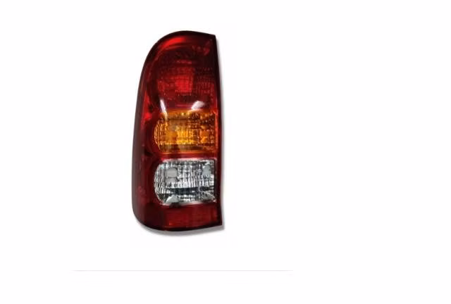 Farol trasero lh toyota hilux 2005 2008