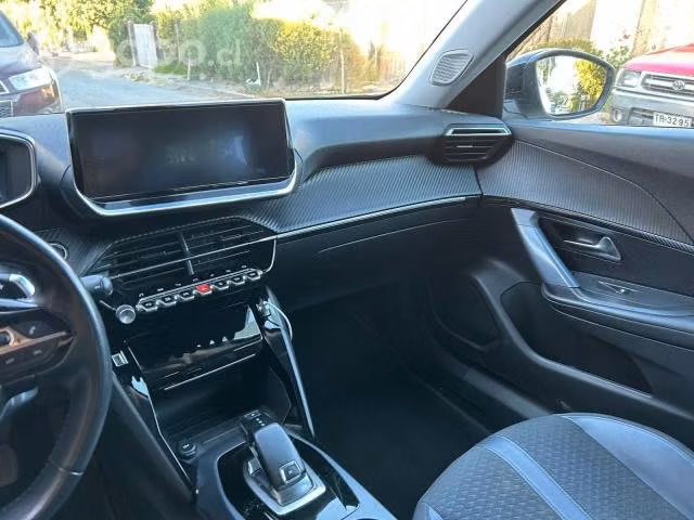 Peugeot 2008 2020