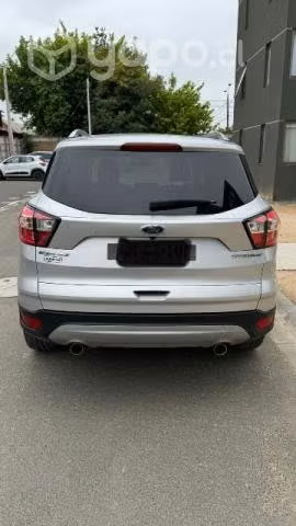 Vendo Ford Escape Titanium 4 wd