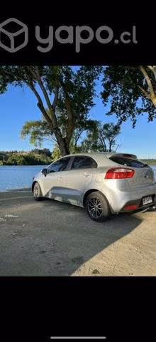 Kia Río 5 2014 full - Imagen 4