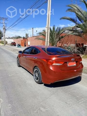 Hyundai Elantra 2011