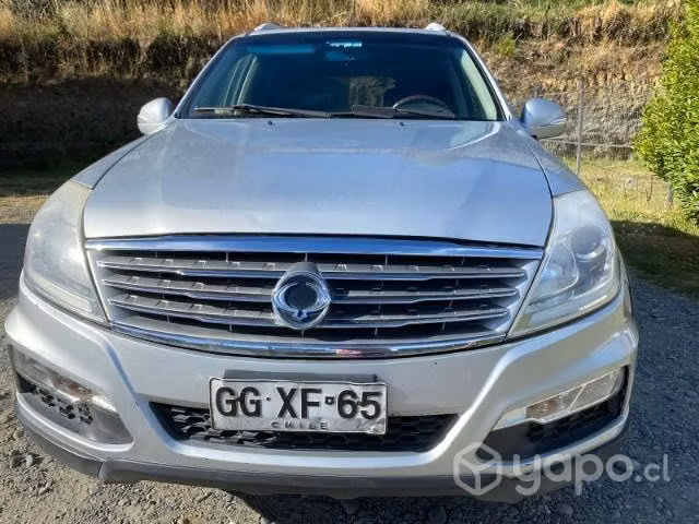 Se vende Ssangyong Rexton