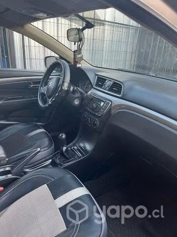 SUZUKI CIAZ, año 2017