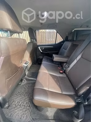 Toyota Fortuner srx 2.7 automatica full