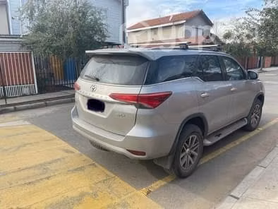 Toyota Fortuner srx 2.7 automatica full