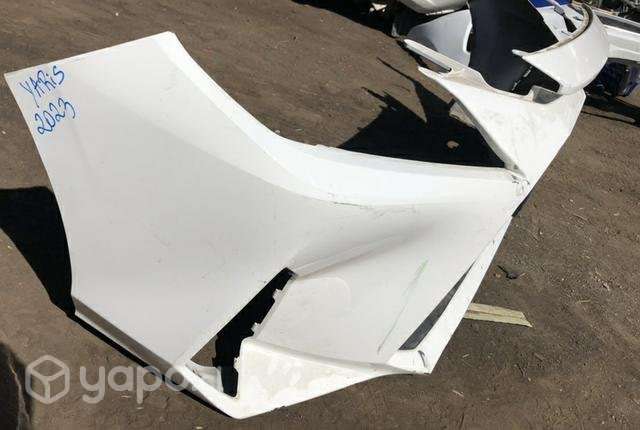 Parachoque Toyota yaris 2023 - Imagen 2