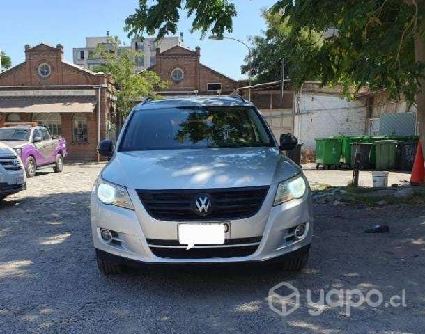 Se vende VOLKSWAGEN TIGUAN SPORT conversable - Imagen 2