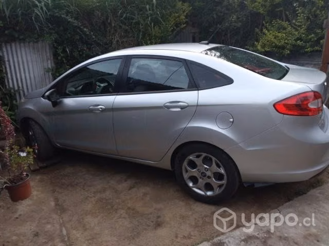 Vendo ford fiesta 2013