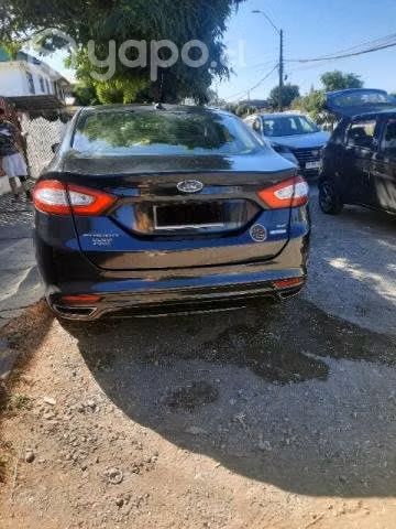 Auto Ford fusion 2015 elegante moderno