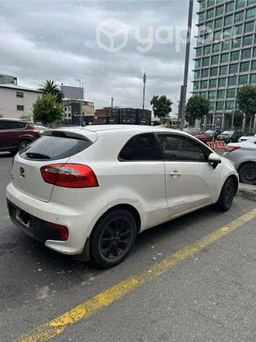 KIA RIO 3 sport blanco