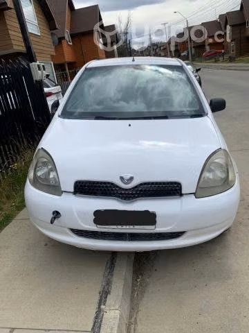 Toyota vitz año 2000