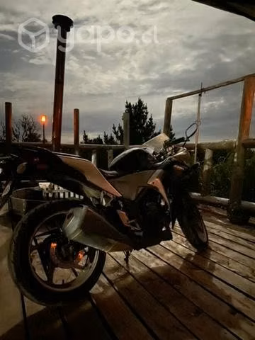 Honda CBR250R