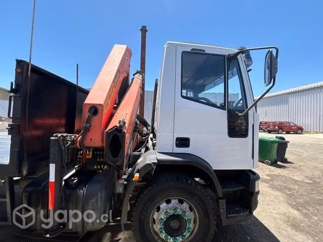 Camion pluma