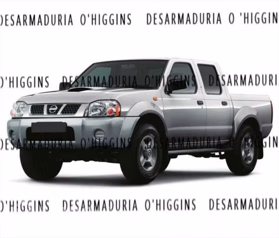 Puerta Nissan Terrano 2012