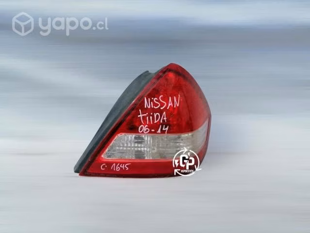 Foco trasero rh nissan tiida 2006 2014