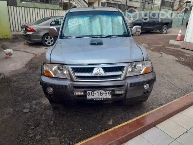 Mitsubishi montero 2007