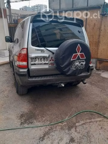 Mitsubishi montero 2007