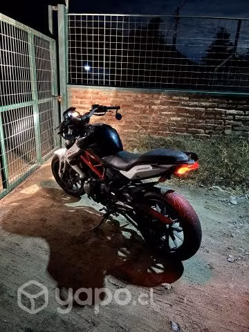 Vendo benelli TNT 300