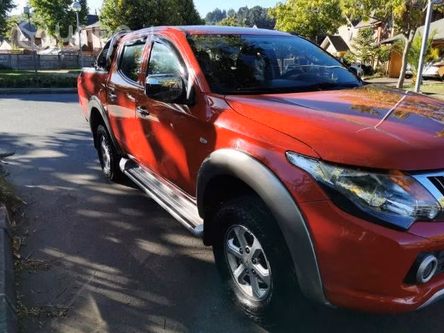 Mitsubishi katana, L200 4x4, diésel, 2dueño, full
