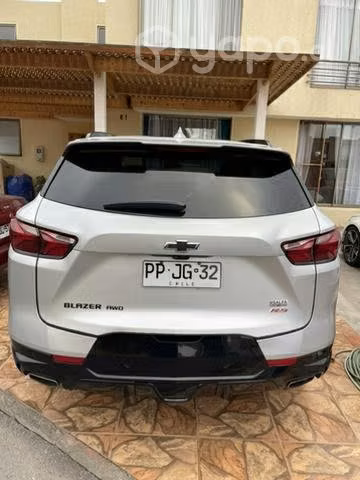 Se vende blazer 2021 full equipo