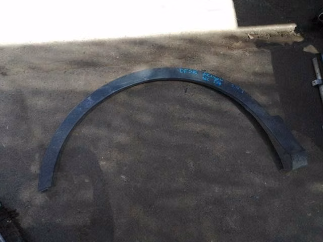 Moldura delnatera izquierda dfsk fengon original