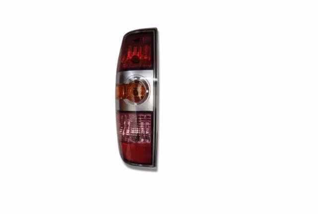 Farol Trasero derecho Mazda Bt 