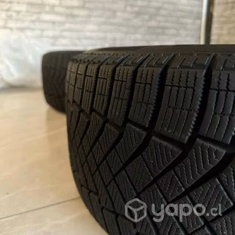 Pirelli Ice Zero 235/55 R17 103T - Imagen 3