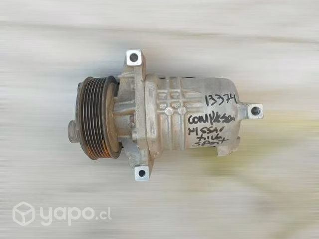 Compresor de aire acondicionado Nissan Tiida