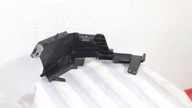 Mensula Delantera LH Ford F150 [2009 al 2014]