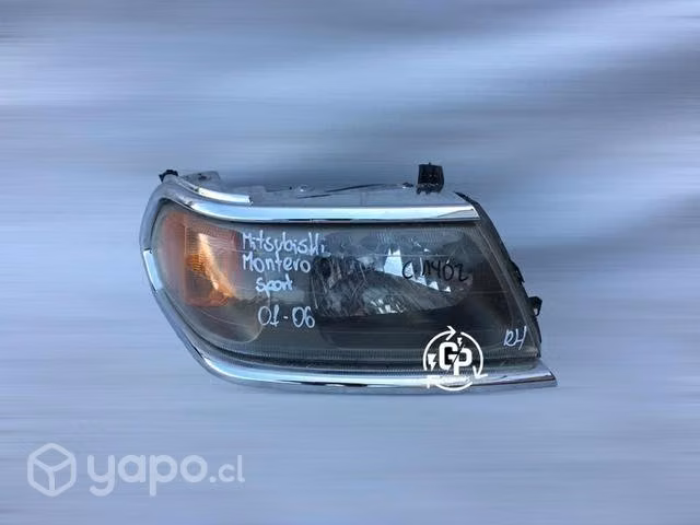 Foco óptico RH Mitsubishi Montero sport