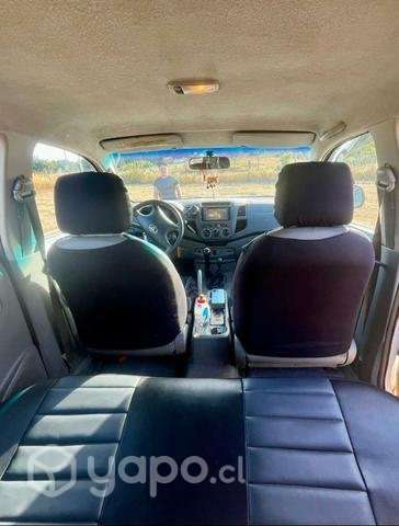 Toyota Hilux 4x4 - Imagen 2