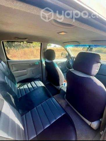 Toyota Hilux 4x4 - Imagen 6