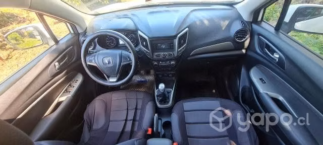 Se vende auto changan