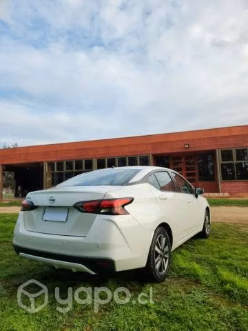 Nissan versa 2020