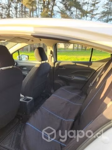Nissan versa 2020