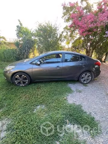 Kia cerato 2014