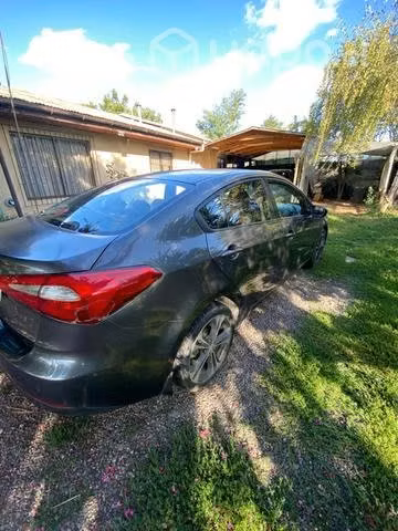 Kia cerato 2014