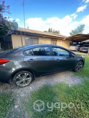Kia cerato 2014