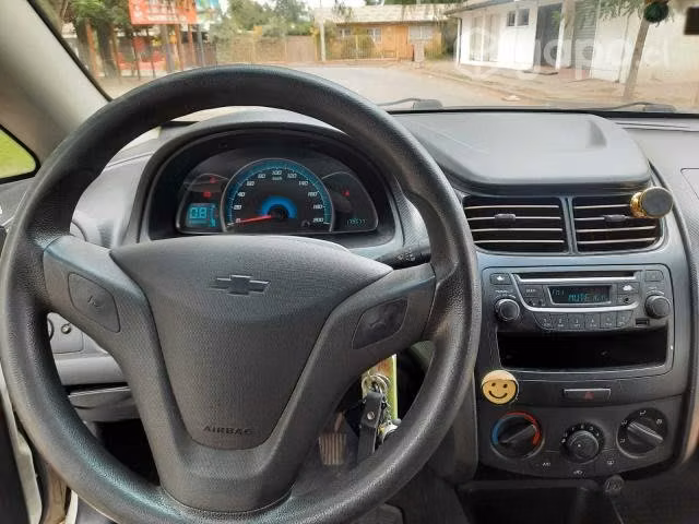 Chevrolet sail 2013