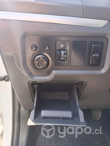 Vendo vehículo reparado de siniestro
