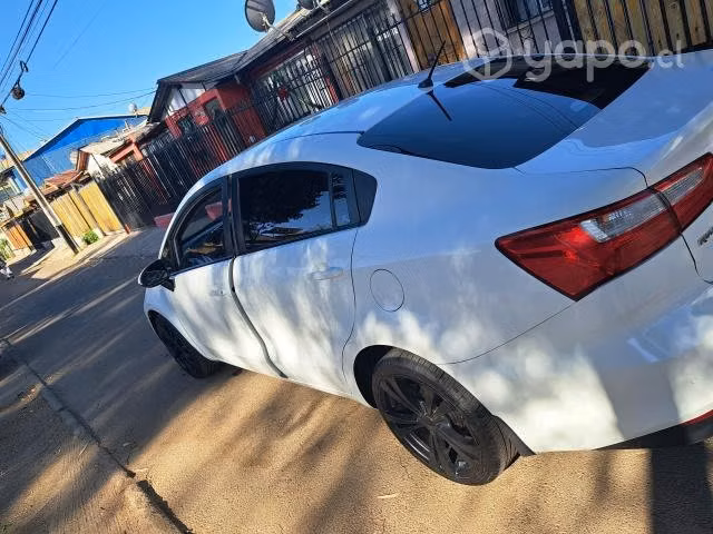 Kia rio 4 2017