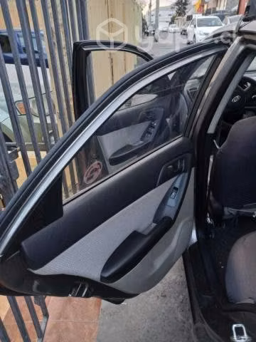 Taxi Colectivo KIA MOTORS CERATO 2010