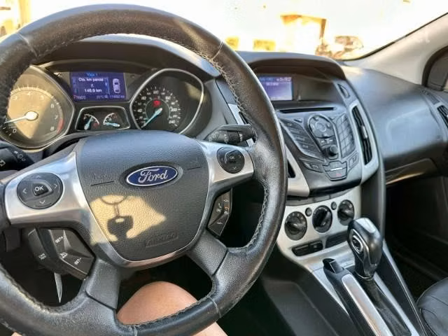 Ford focus 2.0 hb full