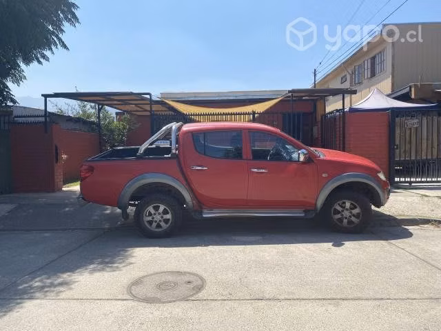 Mitsubishi l200 katana diésel ac airbag - Imagen 4